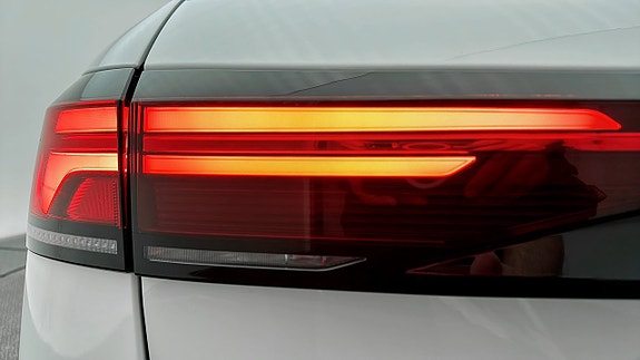 Volkswagen Passat 19 of 19