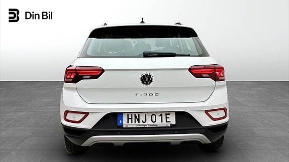 Volkswagen T-Roc 5 of 12