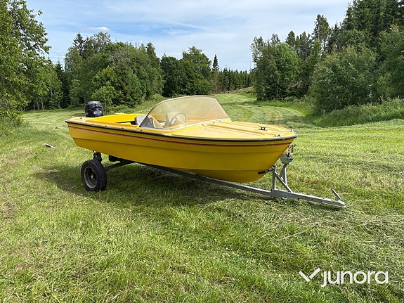 Motorbåt med trailer - Crescent, Mercury 50 hk 8 of 30