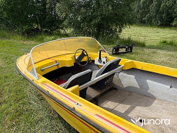 Motorbåt med trailer - Crescent, Mercury 50 hk 14 of 30
