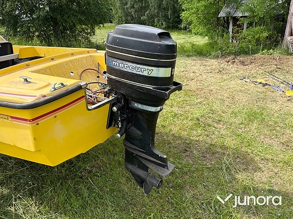 Motorbåt med trailer - Crescent, Mercury 50 hk 16 of 30