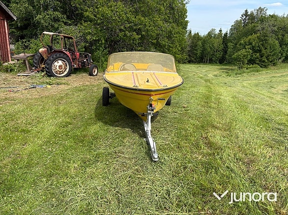 Motorbåt med trailer - Crescent, Mercury 50 hk 10 of 30