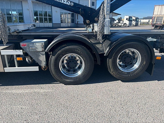 Volvo FH16 Volvo FH16 650hk timmerbil 6x4 Palfinger Epsilion 5 of 10