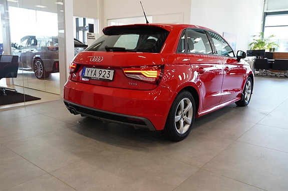 Audi A1 4 of 9