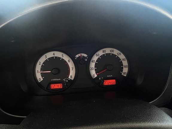 Kia Picanto 15 of 17