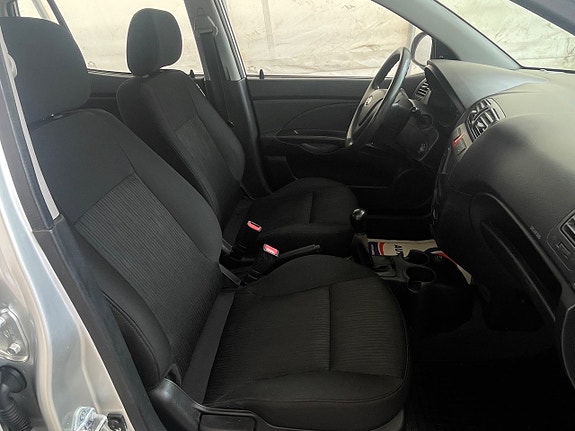 Kia Picanto 11 of 17