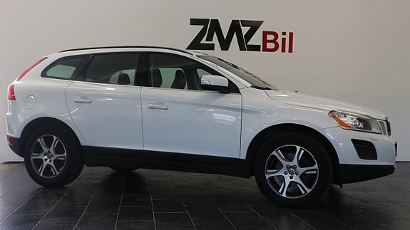 Volvo XC60 5 of 21