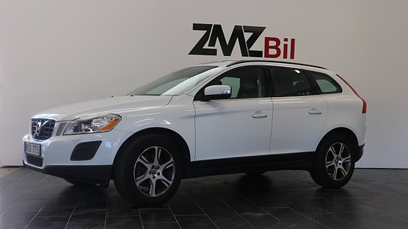 Volvo XC60 2 of 21
