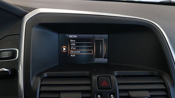 Volvo XC60 17 of 21