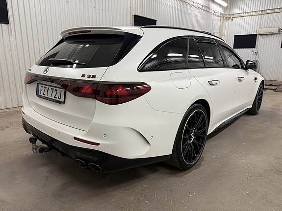 Mercedes-Benz AMG GT Black Series 4 of 5