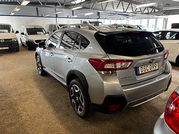 Subaru XV 4 of 5