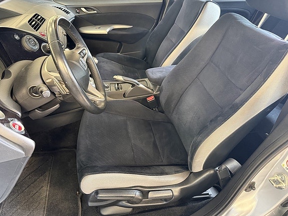 Honda Civic 15 of 18