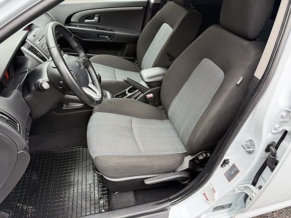 Kia Ceed 14 of 19