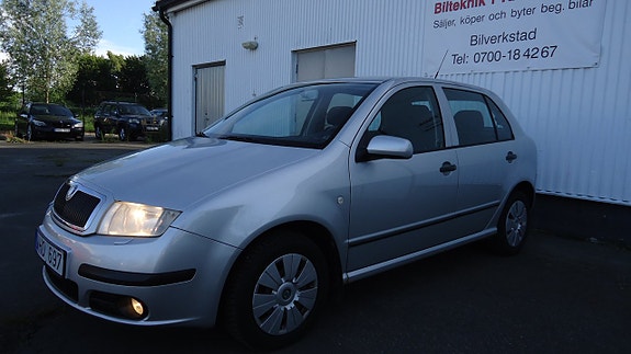 Skoda Fabia 3 of 5