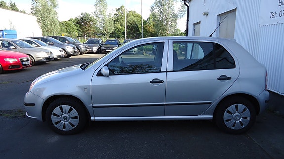 Skoda Fabia 4 of 5