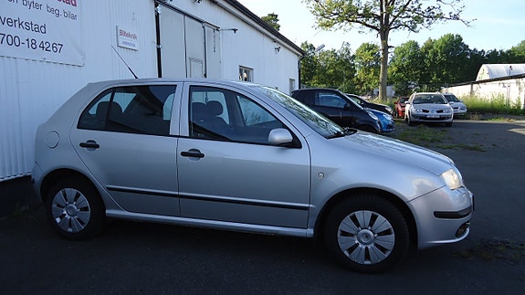 Skoda Fabia 8 of 17