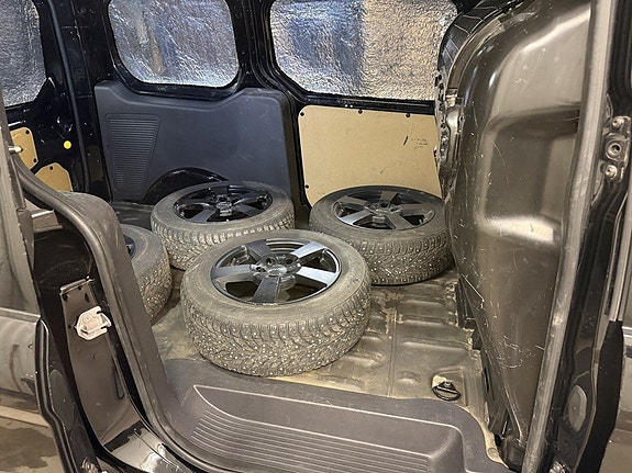 Ford Transit 8 of 21