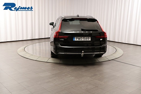 Volvo V90 22 of 27