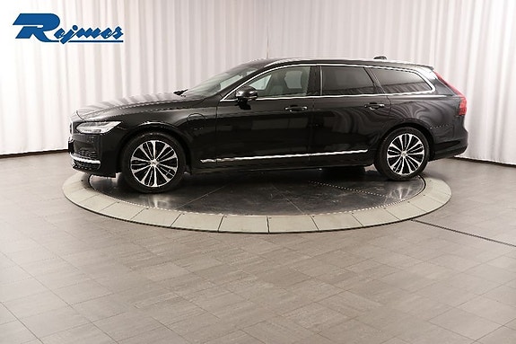 Volvo V90 3 of 30