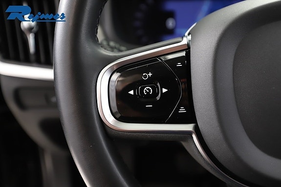 Volvo V90 11 of 27