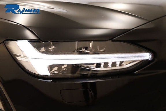 Volvo V90 21 of 30