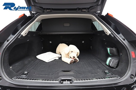 Volvo V90 23 of 27