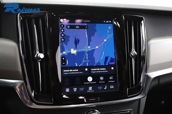 Volvo V90 10 of 27