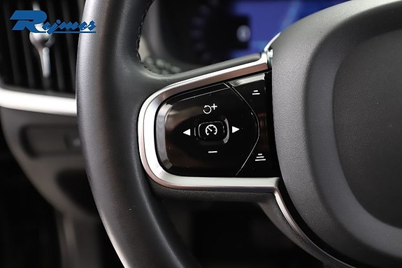 Volvo V90 11 of 30