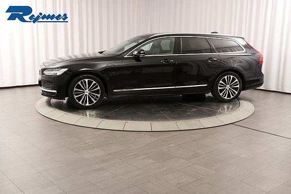 Volvo V90 3 of 5