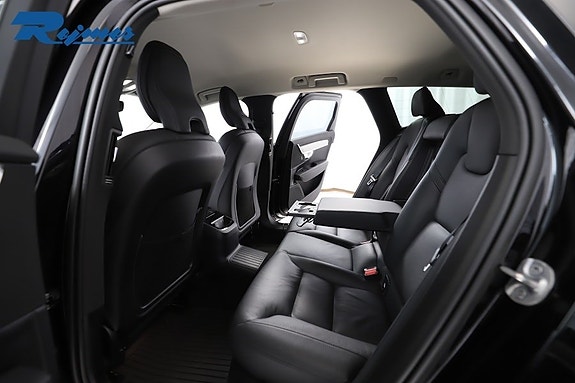 Volvo V90 7 of 27