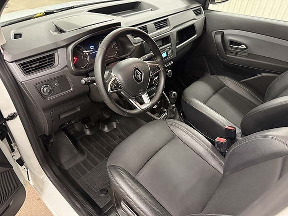 Renault Kangoo Express 13 of 19