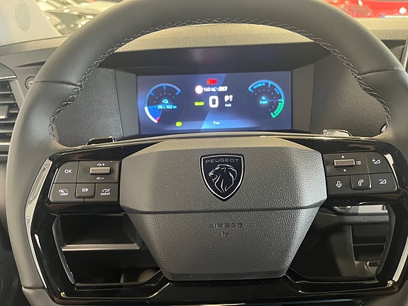 Peugeot e-Expert 9 of 13
