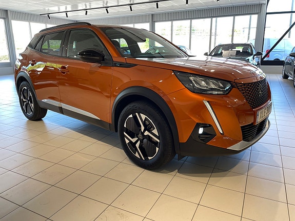 Peugeot e-2008 3 of 5