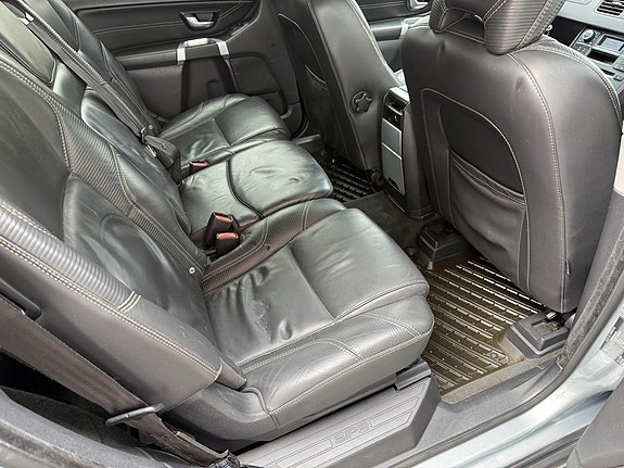 Volvo XC90 11 of 21