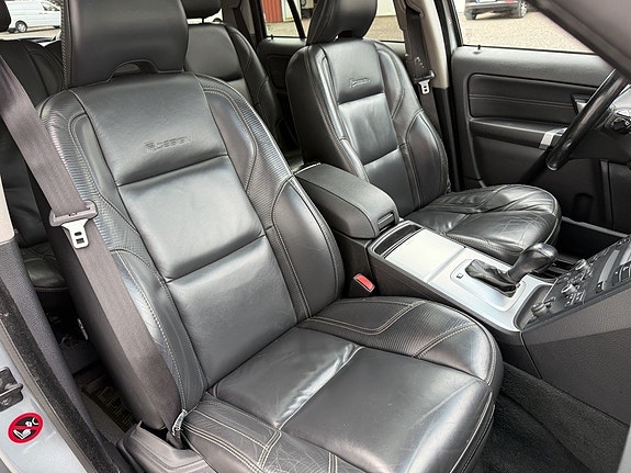 Volvo XC90 13 of 21