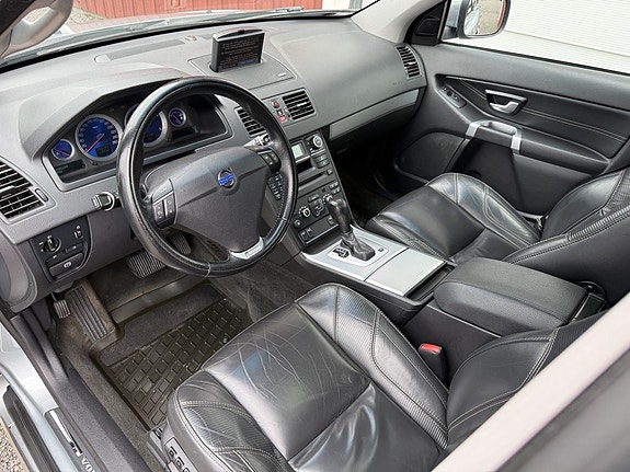Volvo XC90 16 of 21