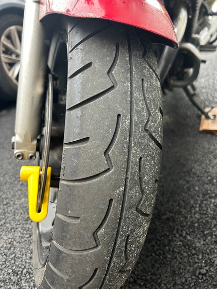Honda CB750F2 (RC42) 4 of 5