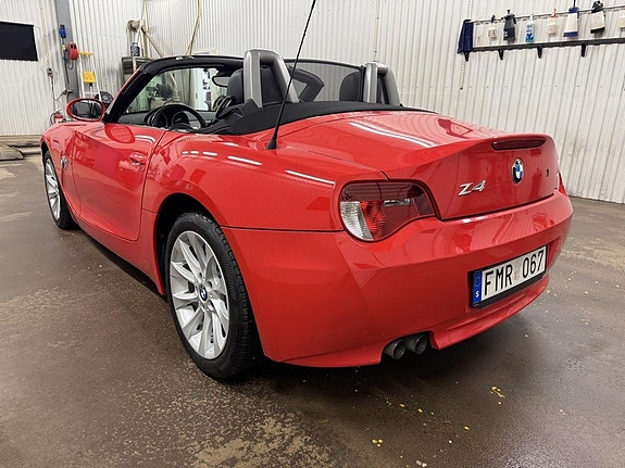 BMW Z4 2 of 5