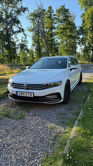 Volkswagen Passat 3 of 5