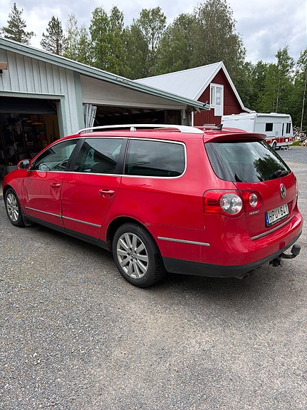 Volkswagen Passat 3 of 5