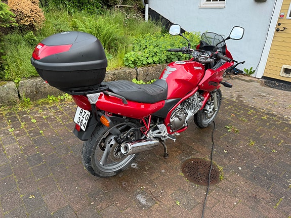 Yamaha XJ 600S Diversion 2 of 4