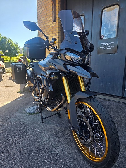 Voge DS900X 2 of 5