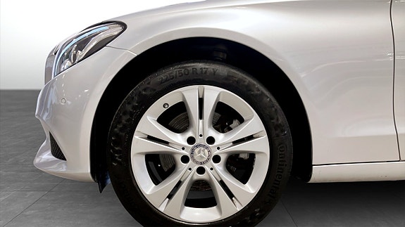 Mercedes-Benz CLC220 9 of 12