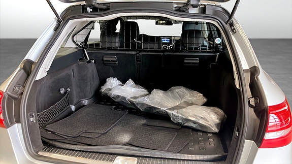 Mercedes-Benz CLC220 10 of 12
