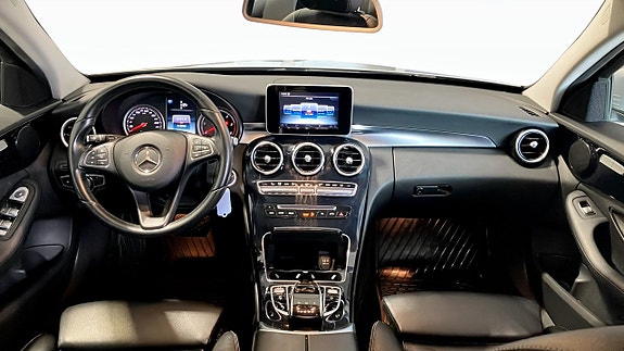 Mercedes-Benz CLC220 4 of 5