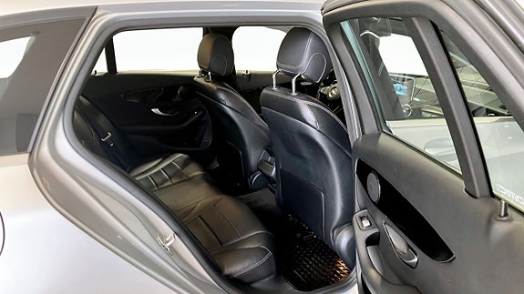 Mercedes-Benz CLC220 5 of 5