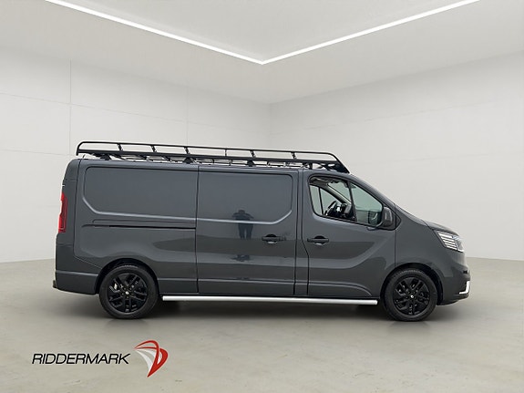 Renault Trafic 2 of 30
