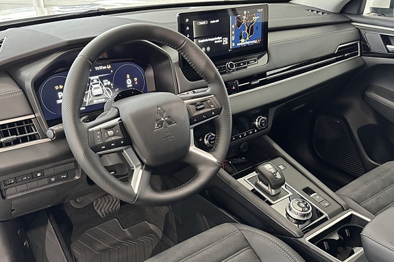 Mitsubishi Outlander 7 of 15