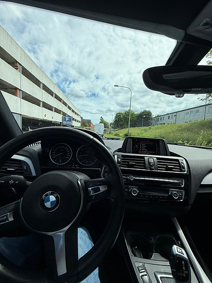 BMW 118i 5 of 5