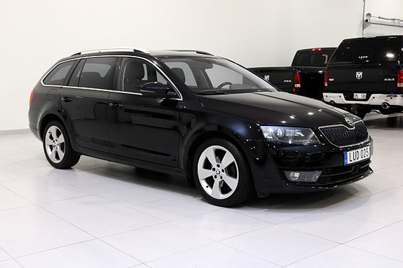 Skoda Octavia 3 of 5